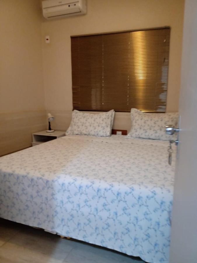 Leme Plaza Hotel Esterno foto